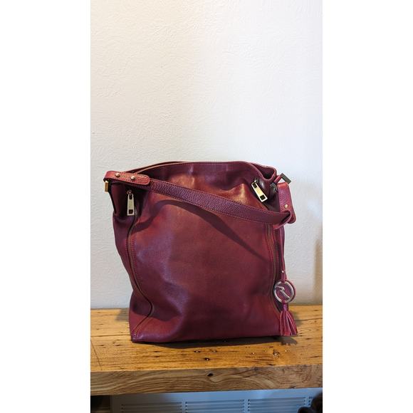 Varriale Dark Red Italian Leather Double Front Gold Zipper Bucket Shoulder Bag - Picture 14 of 15